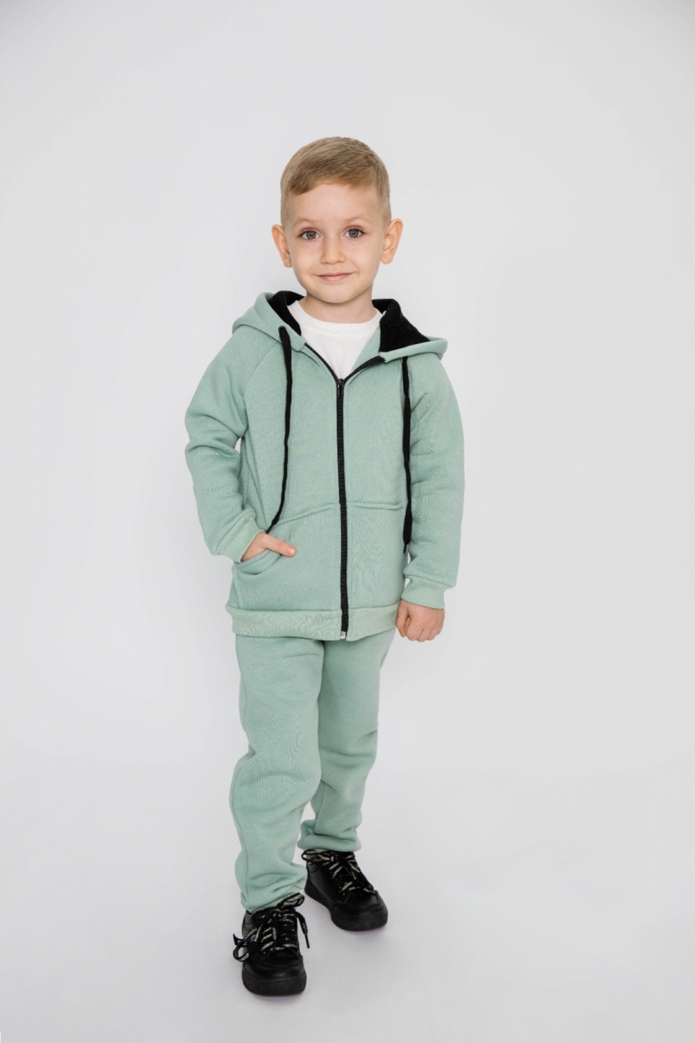 319-ОЛ. Костюм детский  на молнии, олива, хлопок 65%, 35% ПЭ, 3-х нитка (начес) 80,86,92